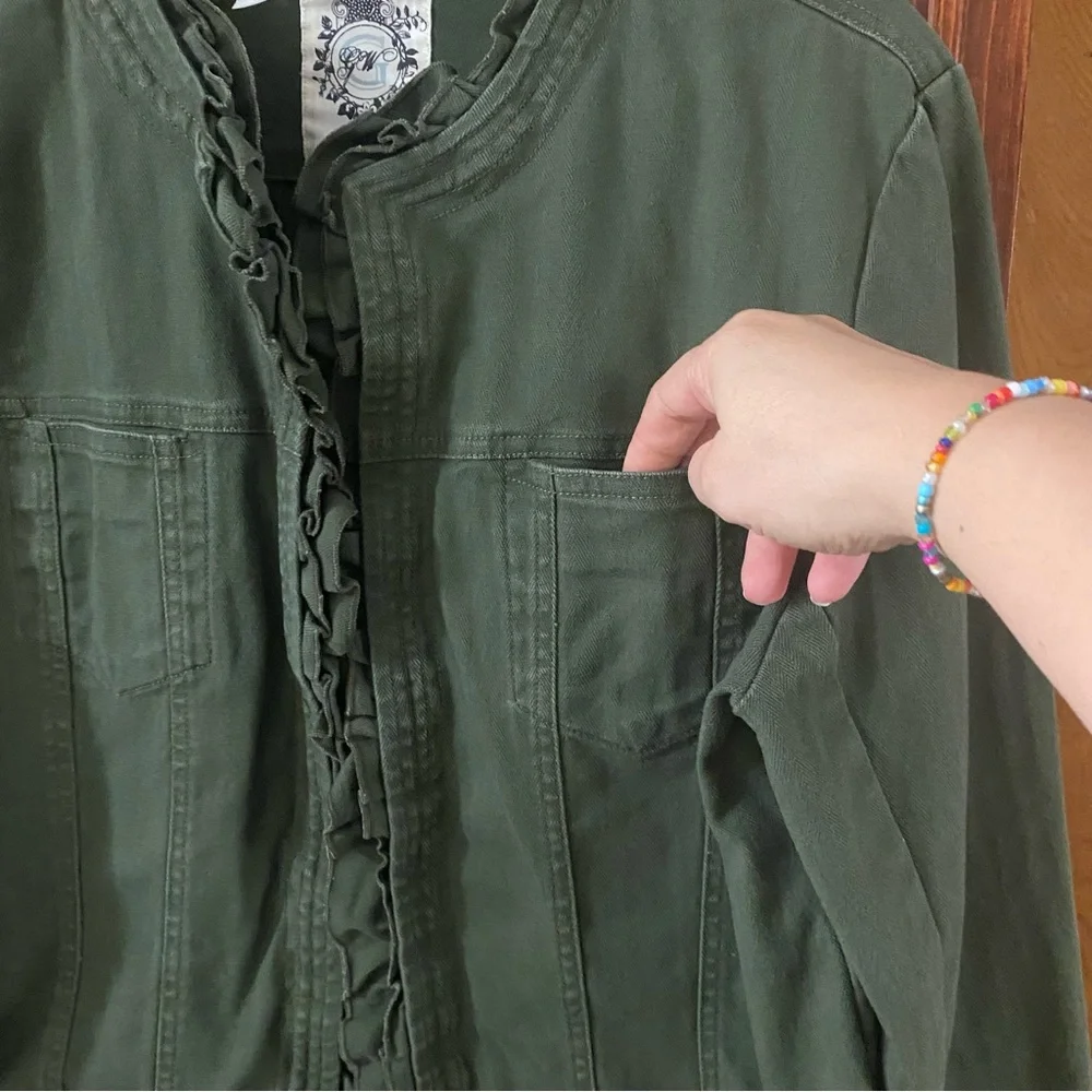 Craffwear by UM Company Cropped Ruffle Denim Jacket in Army Green Size M - Picture 6 of 7